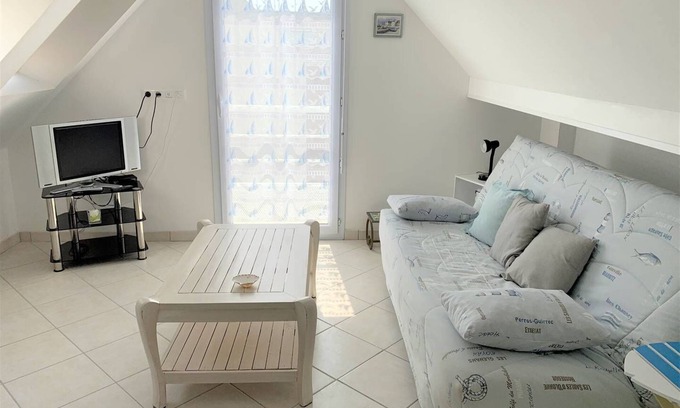 Perros-Guirec Apartment | Apartment in the heart of downtown PERROS-GUIREC