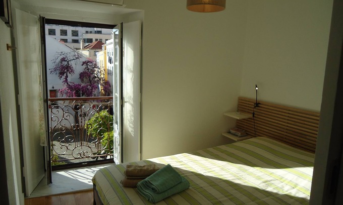 Socorro Apartment | Apartment in the historic center of Lisbon (Wifi, AC)