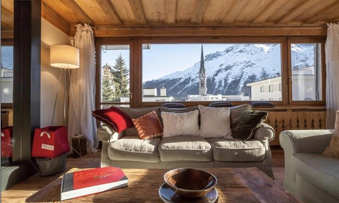 St. Moritz Apartment | Apartment in villa in the heart of Sankt Moritz-Dorf