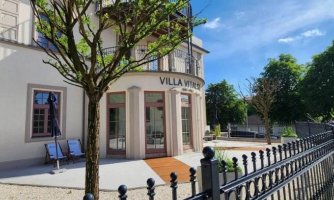 Bad Hall Apartment | Apartment in villa, sky view, elevator, luxury floor
