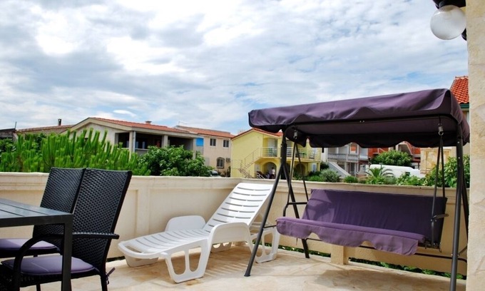 Vir Apartment | Apartment in Vir with Balcony, Air condition, WIFI, Washing machine (4762-1)