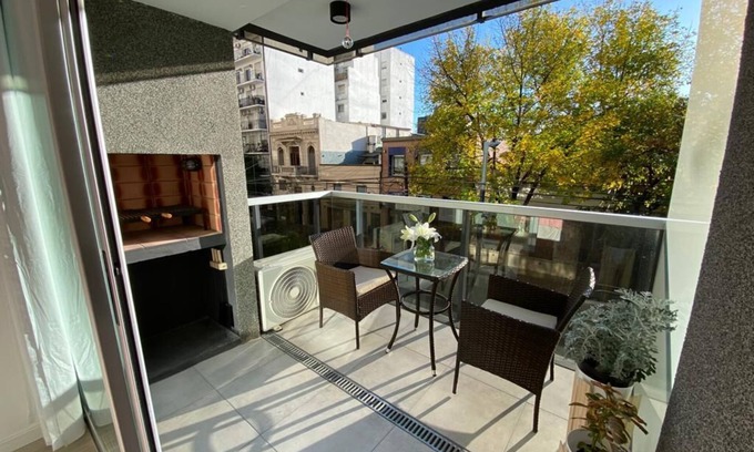 Comuna 5 Apartment | Apartment Joy Bulnes Apart own grill Palermo Soho piso divino Bs As Argentina