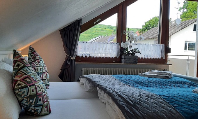 Kenzingen Apartment | Apartment Kapellennest Burgblick 12 minutes by car. v. Europa-Park.