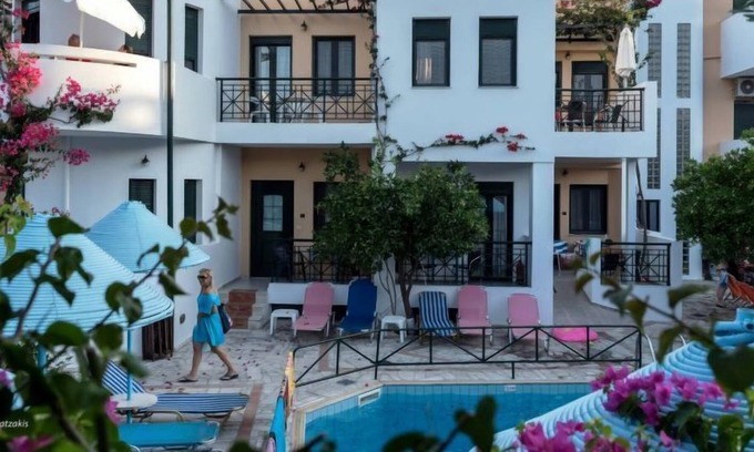 Mirtos Apartment | Apartment Kastro Studio in Ierapetra - 2 persons, 1 bedrooms
