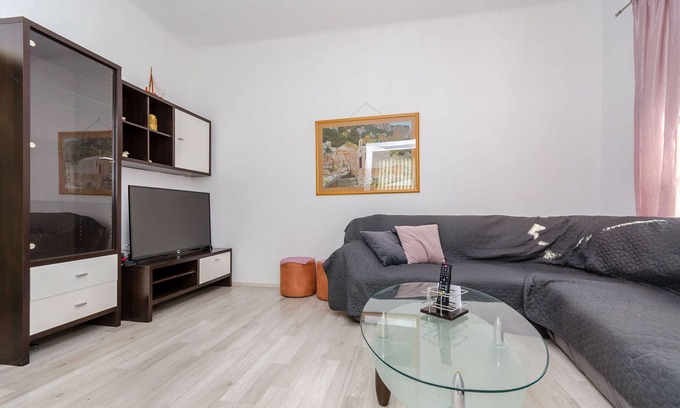 Zastrazisce Apartment | Apartment Kokic (119941-A1) - Zastrazisce - island Hvar