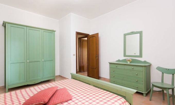 Piane di Collevecchio Apartment | Apartment L'acacia in Collevecchio - 5 persons, 2 bedrooms