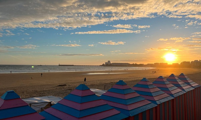 Bourgenay Apartment | Apartment 'L'herbaudière Appartement Face Mer' with Sea View, Shared Pool and Wi-Fi