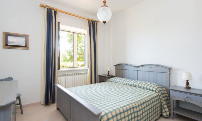 Piane di Collevecchio Apartment | Apartment L'Oleandro in Collevecchio, Lazio - 4 persons, 2 bedrooms