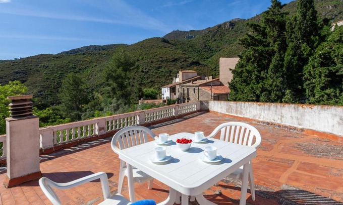 La Vall de Santa Creu Apartment | Apartment La Rectoria by Interhome