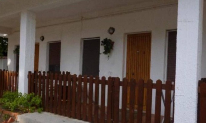 Calimera Apartment | Apartment 'La Quiete - Veranda Piccola 4' with Shared Pool, Wi-Fi and Air Conditioning