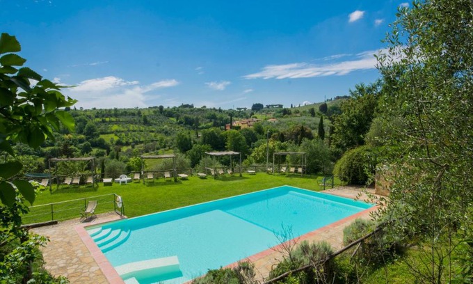 Grassina Apartment | Apartment La Terrazza by Interhome
