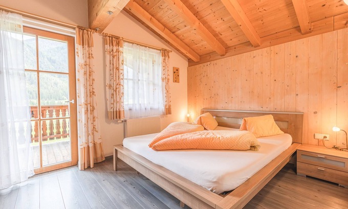 Valle di Casies Apartment | Apartment 'Lärche' with Mountain View, Shared Terrace and Wi-Fi
