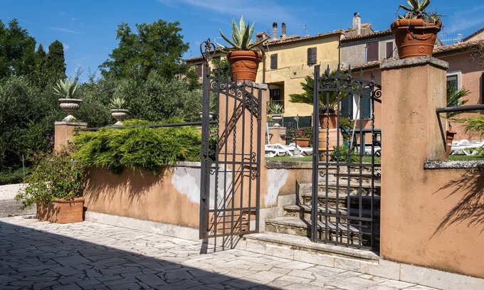 Poggio Murella Apartment | Apartment "Le Case di Titti 4" with Shared Garden & Wi-Fi