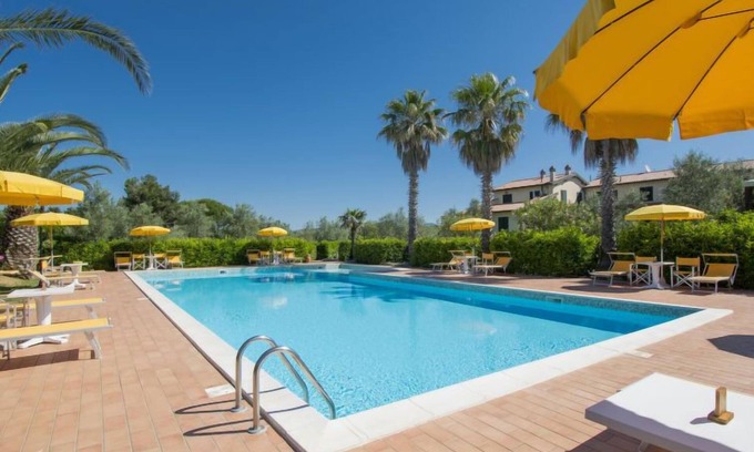 Cecina Apartment | Apartment Le Macine in Cecina - 6 persons, 2 bedrooms