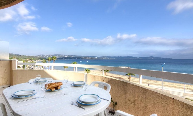 Cavaliere Apartment | Apartment Le Palazzo del Mar-6 by Interhome