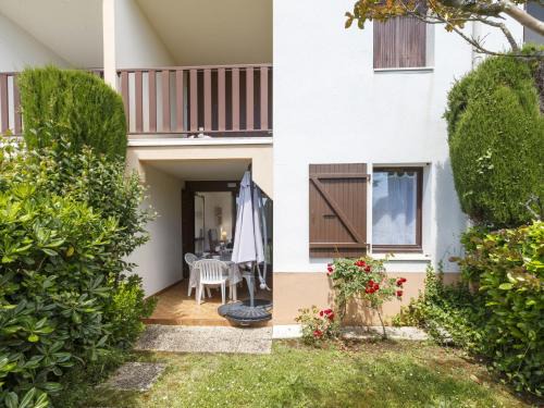 Vaux-sur-Mer Apartment | Apartment Les Balcons de l'Atlantique-15 by Interhome