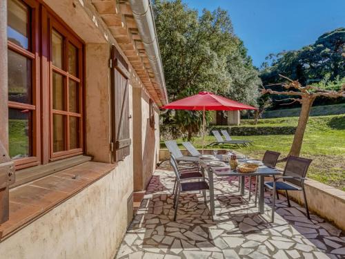 Sainte-Maxime Apartment | Apartment Les Hauts du Vallon by Interhome