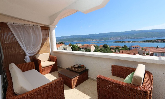 Silo Apartment | Apartment Lidija (60243-A1) - Silo - island Krk