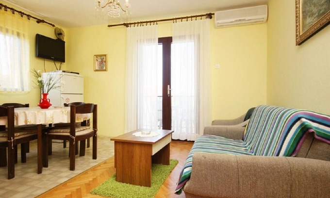 Loviste Apartment | Apartment Ljube (102801-A2) - Loviste