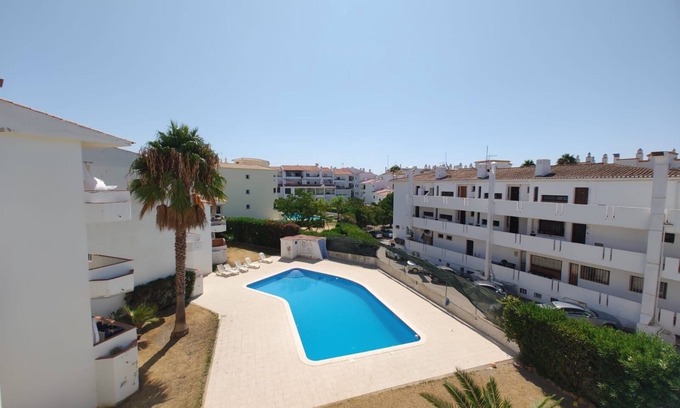 Montechoro Apartment | Apartment located in the wonderful region of Albufeira