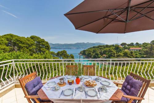 Kolocep Island Apartment | Apartment Lujak