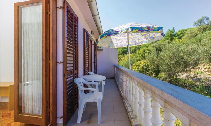 Komoseva Apartment | Apartment Mali Iz III