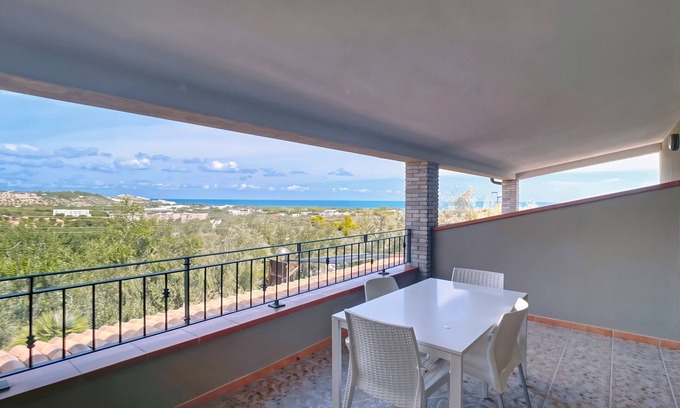 Chiesiola Apartment | Apartment 'Mapa - Sorba' with Sea View, Wi-Fi and Air Conditioning