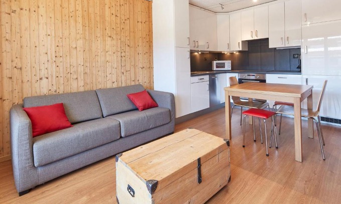 Vex Apartment | Apartment Mirabeau by Interhome