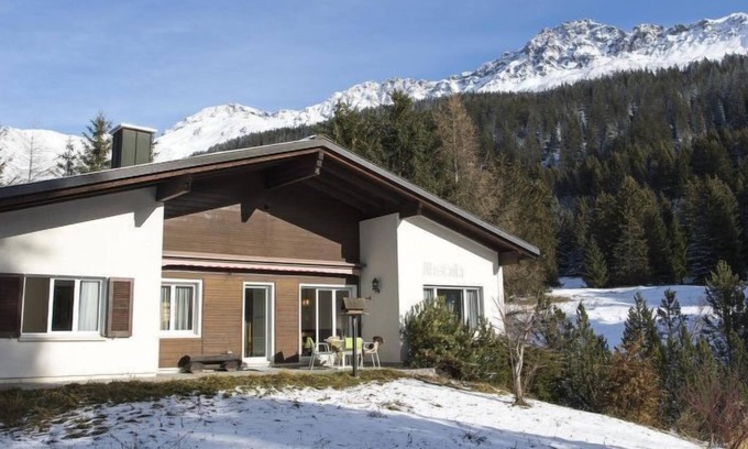 Valbella Apartment | Apartment Mistaila Valbella in Valbella - 6 persons, 3 bedrooms