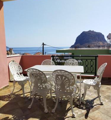Monemvasia Apartment | Apartment Monemvasia, Vlassis Home