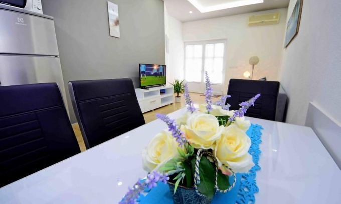 Duce Apartment | Apartment Niko 2 by Interhome