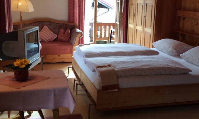 Ettenhausen Apartment | Apartment No. 1 Studio Achental, up to 2 people, 32 sqm,