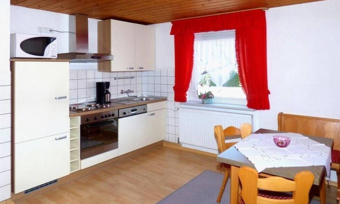 Oberlindbergmuhle Apartment | Apartment no. 3 | Apartment with one bedroom and large kitchen