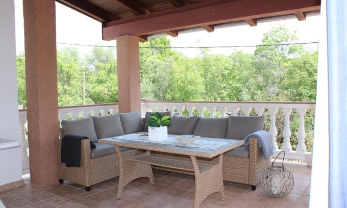 Sveti Vid-Miholjice Apartment | Apartment Noel