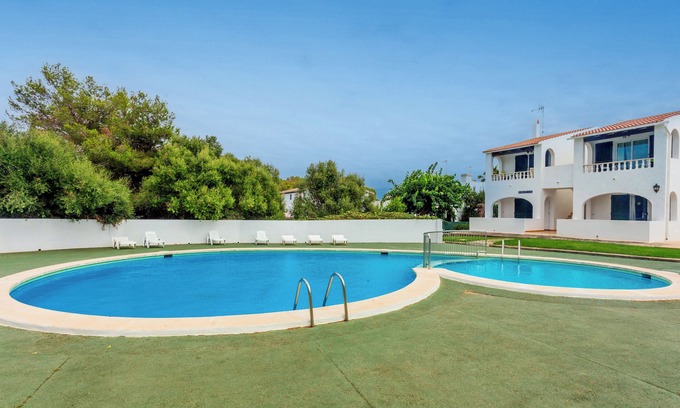 Son Carrio Apartment | Apartment "Nura" with Shared Pool & Wi-Fi