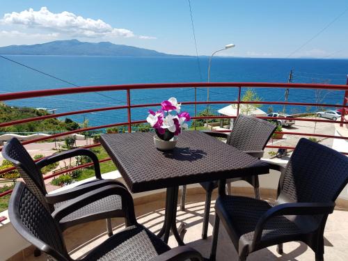 Sarande Apartment | apartment of beautiful dreams over the sea
