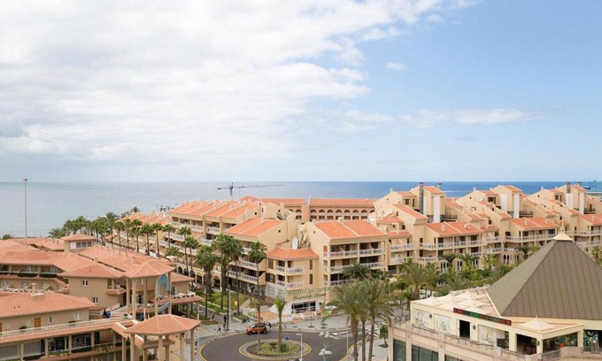 Arona Apartment | Apartment on Playa Las Vistas