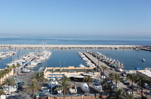 Fuengirola City Centre Apartment | Apartment on the harbor, first line with beautiful sea view in 4 star hotel