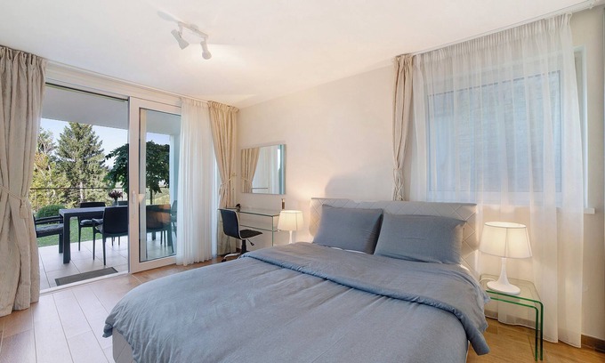 Avelengo Apartment | Apartment 'Panoramaresidence' with Mountain View, Garden & BBQ