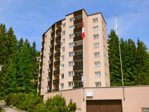 Davos Apartment | Apartment Parkareal - Utoring-8 by Interhome