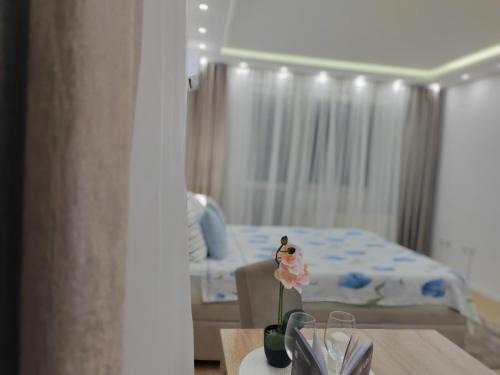 Central Serbia Apartment | Apartment "PERLA LUX" 4 STARS by Central park included FREE Wi-Fi & Parking & Kitchen & Washing mashine & Keyless code entry & Hidden terrace