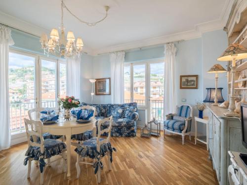 Riva Ligure Apartment | Apartment Pieds dans l'eau 2 by Interhome