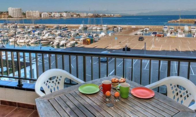 L'Escala Apartment | Apartment Port L'escala in L'Escala - 2 persons, 1 bedrooms