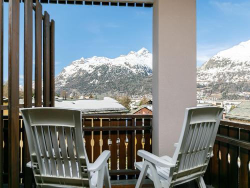 Surlej Apartment | Apartment Residenza Chesa Margun 78-4 by Interhome