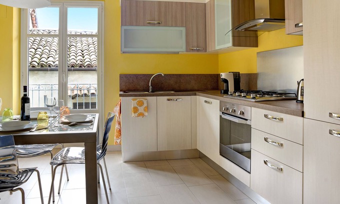 Rodello Apartment | Apartment 'Residenza Trevie' with Wi-Fi and Air Conditioning