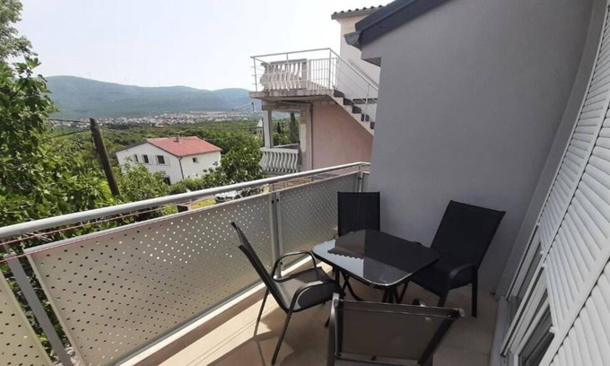 Donji Karin Apartment | Apartment Robi - 100 meters to the beach A2(4+1) - Donji Karin, Zadar riviera, Croatia