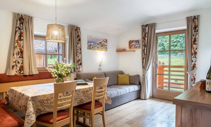 Fie allo Sciliar Apartment | Apartment "Schlosshof Schneewittchen" with Mountain View, Balconies & Wi-Fi