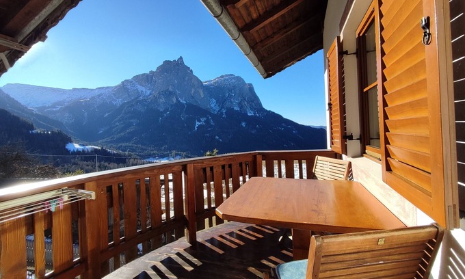 Castelrotto Apartment | Apartment 'Schlernblick' with Mountain View, Shared Pool and Wi-Fi