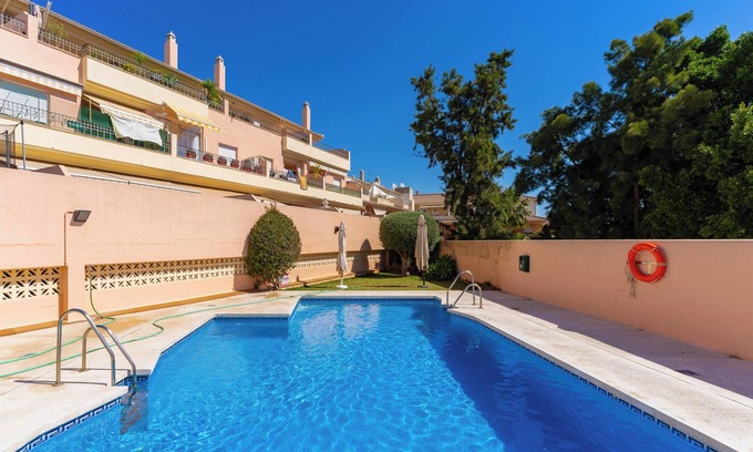 Arroyo de la Miel Apartment | Apartment 'Sea Views - 2 Bedrooms' with Shared Pool, Wi-Fi and Air Conditioning