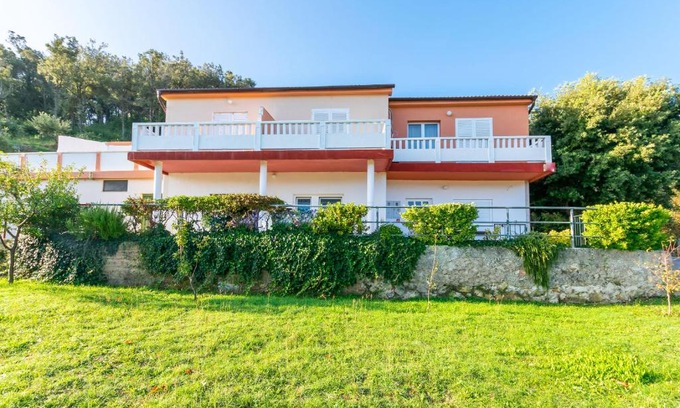 Supetarska Draga Apartment | Apartment Slavko R
